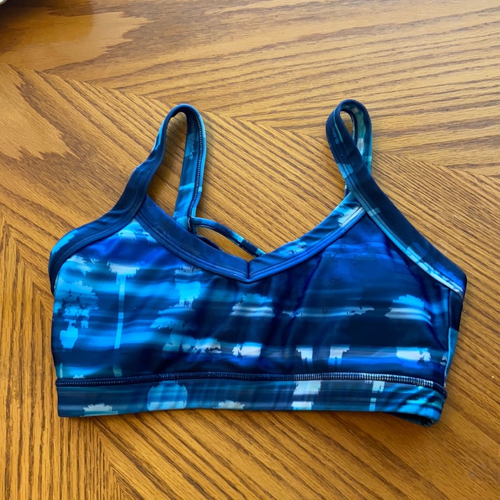 Women’s salt life sports bra